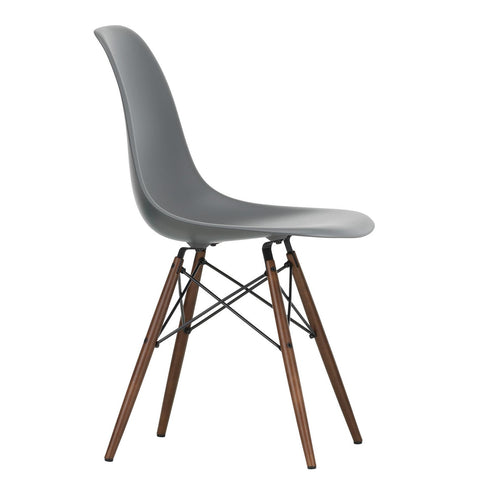Cadeira Eames em Plástico DSW / Base dark maple